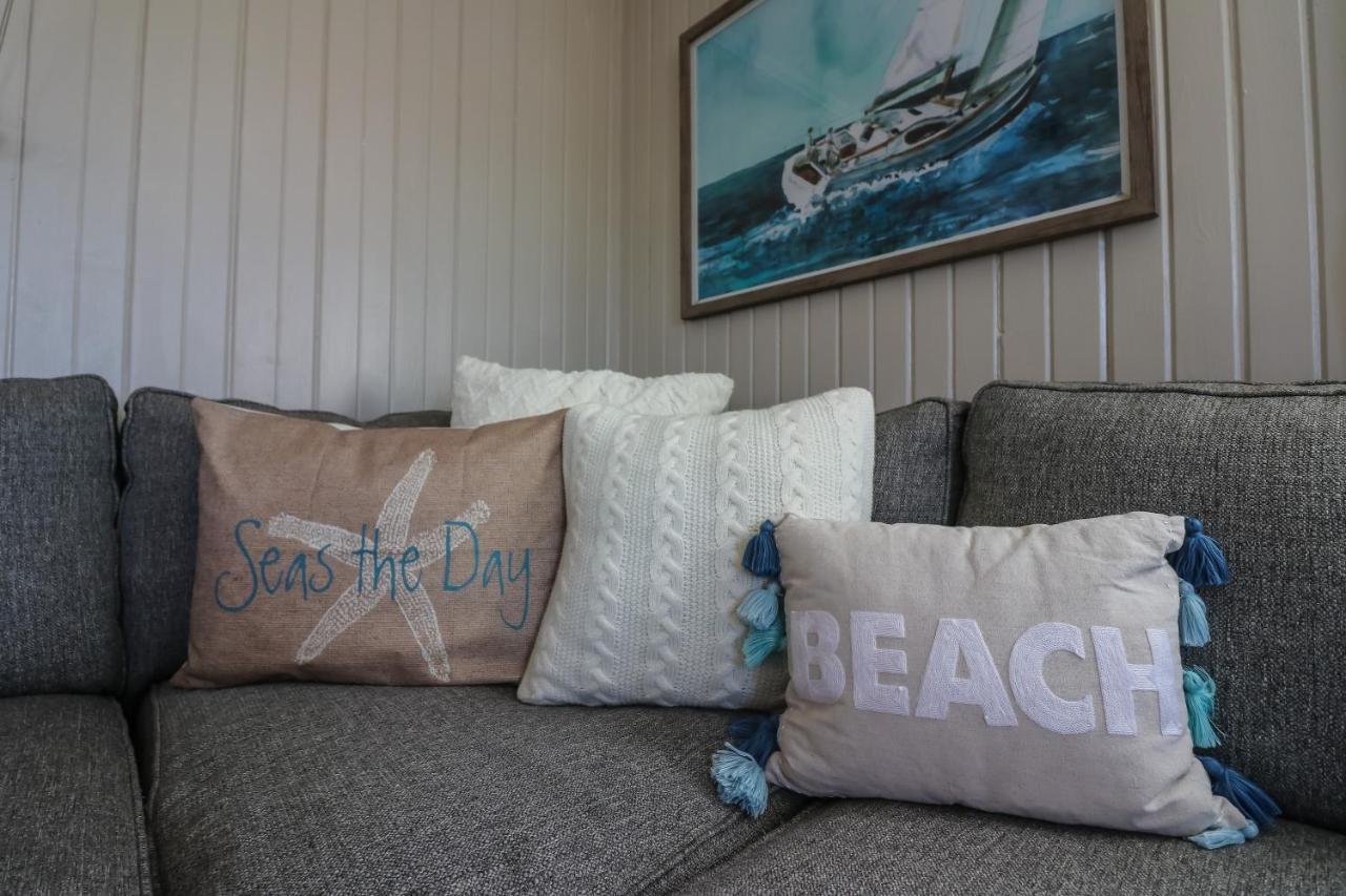 One-Of-A-Kind Beach Home With Lounge Bar Game Room Galveston Exterior photo